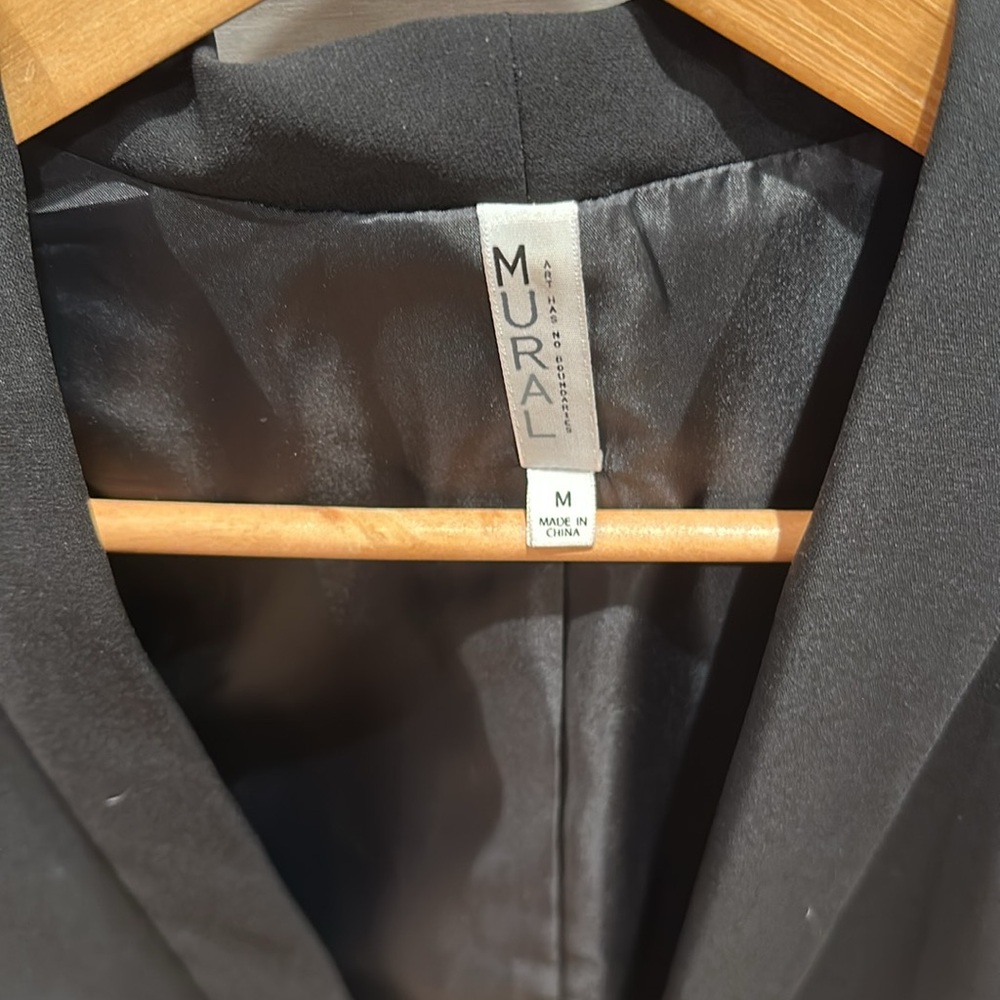 Black Cape - image 4